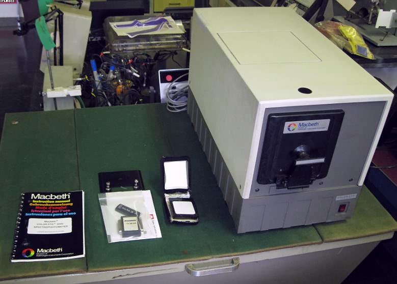 MACBETH COLOR EYE 3000 Spectrophotometer, Model CE3000,