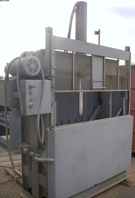 IDS Model V7230HD Vertical Baler,