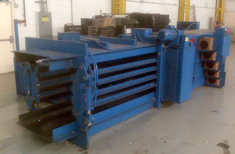 COMPACT SPECIALTIES Auto tie Baler, open end,
