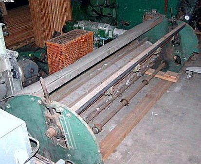 SARGENT 100" Cake/Bale Breaker Feeds