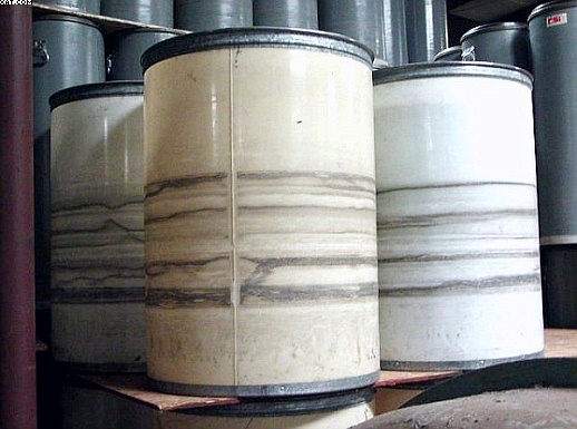 SUROY Plastic Sliver Cans, 28" x 40",