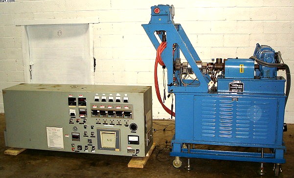 HOBBS 1" R&D Extruder,