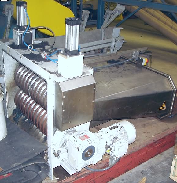 NGR S Grand 105 Reel Feeder