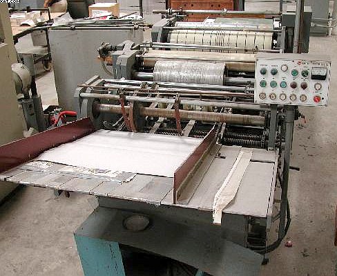 YANG YEE Model KW-900 Window Machine