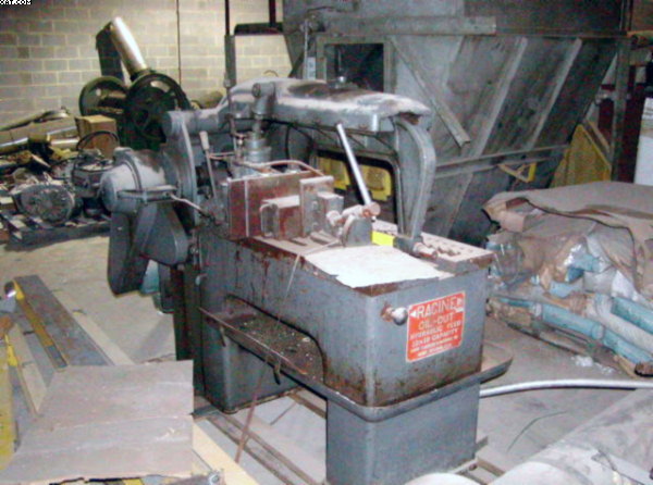 RACINE Cut Off Saw, 10x10, oil cut, hydraulic feed.