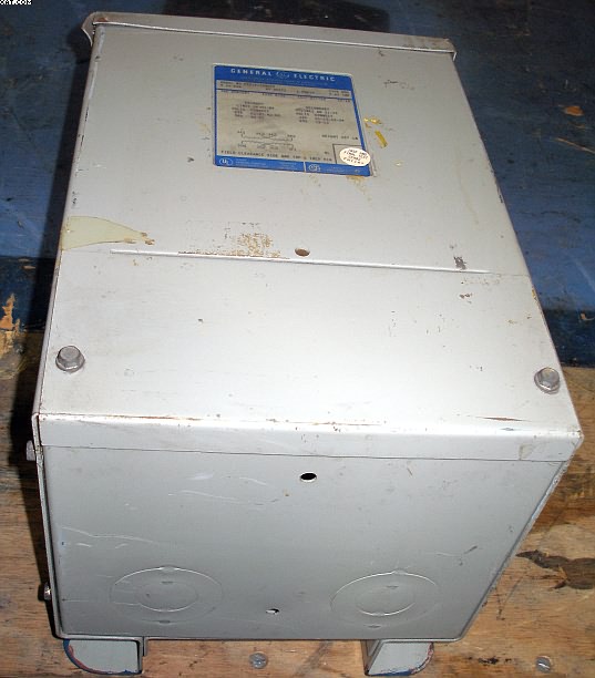 GENERAL ELECTRIC Step down Transformer, 5 kva,