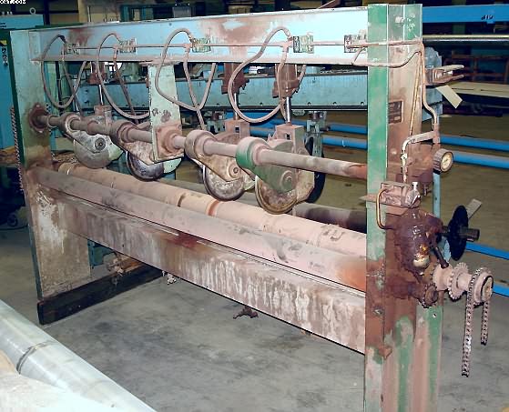 SCHIRP 90" Slitter, (4) 10" knives, pneumatic.