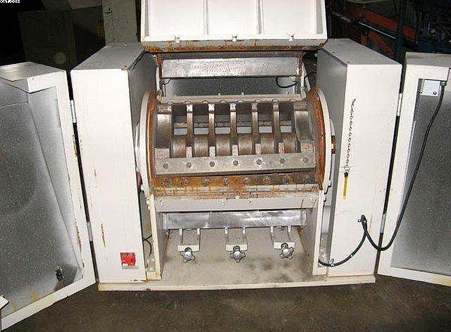 WHITAKER Disintegrator, Model 1628X,