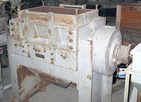CUMBERLAND Model 30 Grinder