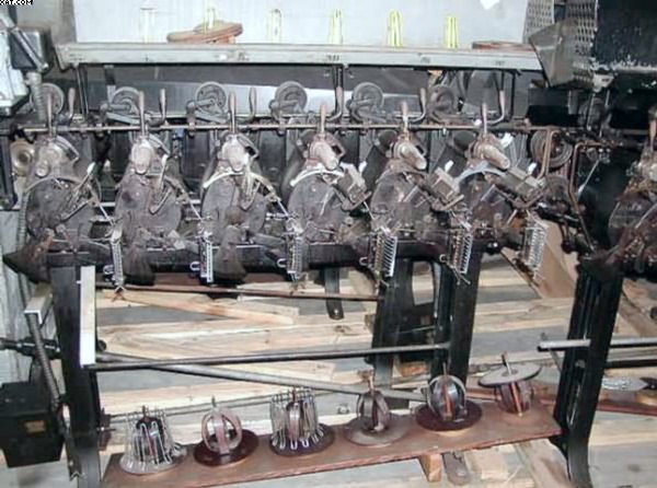 LEESONA 50 Winder, 6 or 12 spindles each,